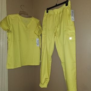 Scrub set
